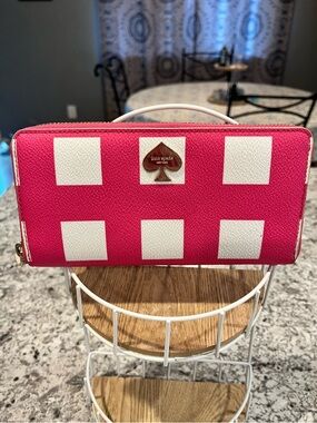 Kate Spade Lacey Checker Wallet